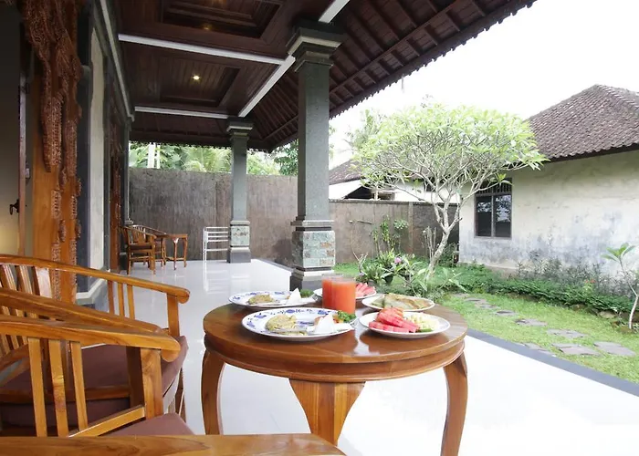 Cucu House *