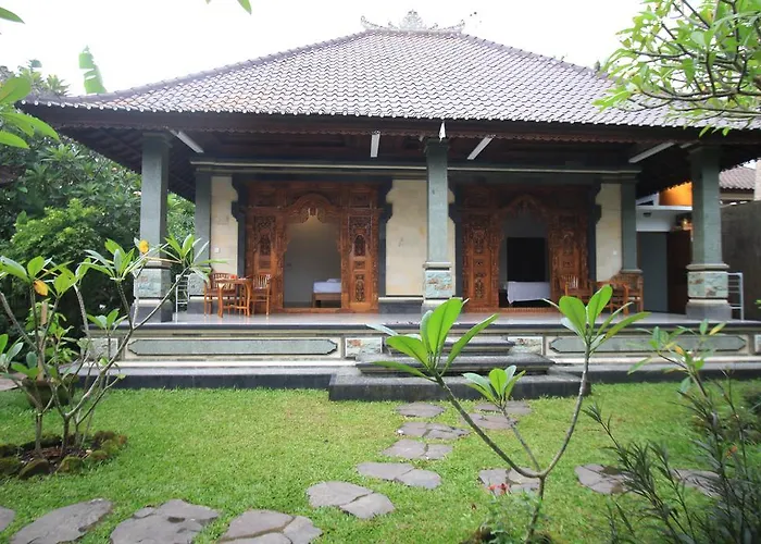 Cucu House Habitación en casa particular Ubud